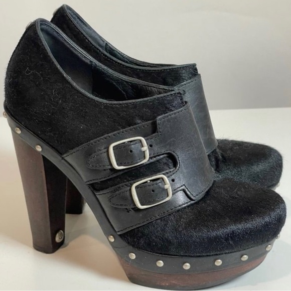 Ugg illana Black Platform Studded Double Buckle Heels - Picture 3 of 3